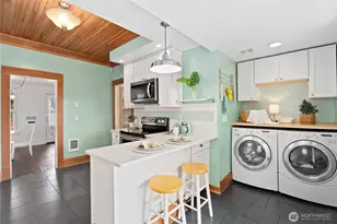 1208 S Oakes St, Tacoma, WA 98405 - Photo 9