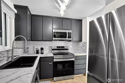 10011 NE 138th Place #A5, Kirkland, WA 98034 - Photo 3