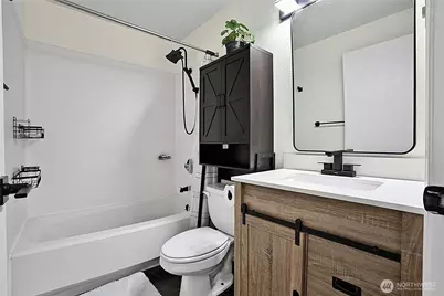 10011 NE 138th Place #A5, Kirkland, WA 98034 - Photo 11