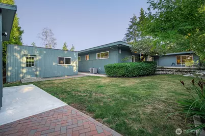15805 64th Avenue NE, Kenmore, WA 98028 - Photo 35