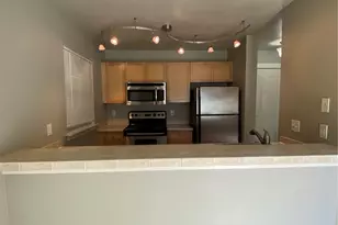 9805 Avondale Rd NE, Redmond, WA 98052 - Photo 3