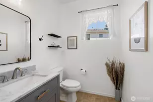 14915 38th Dr SE, Bothell, WA 98012 - Photo 13