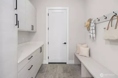5630 Beach Drive SW, Seattle, WA 98136 - Photo 17