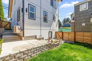2623 Grand Ave, Everett, WA 98201 - Photo 37