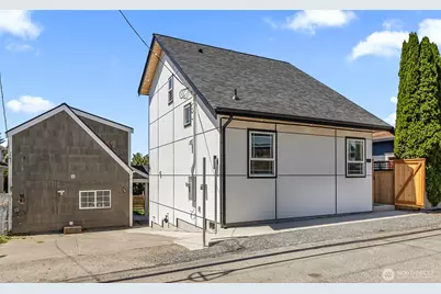 2623 Grand Ave #C, Everett, WA 98201 - Photo 1