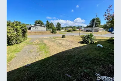 701 Edgewood Avenue NE, Ocean Shores, WA 98569 - Photo 25