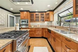 18411 40th Pl NE, Lake Forest Park, WA 98155 - Photo 7