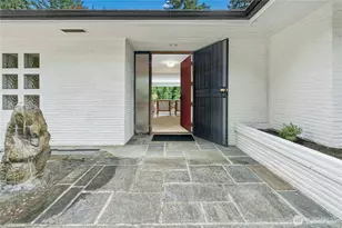 18411 40th Pl NE, Lake Forest Park, WA 98155 - Photo 1