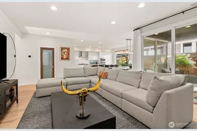 13128 187th Avenue Ct E, Bonney Lake, WA 98391 - Photo 5