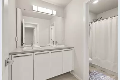 13128 187th Avenue Ct E, Bonney Lake, WA 98391 - Photo 17