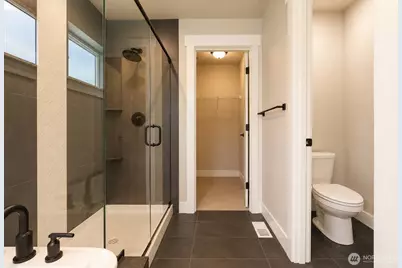 18532 Meridian Ave SE, Bothell, WA 98012 - Photo 21