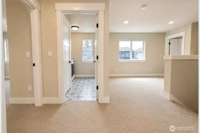 18532 Meridian Ave SE, Bothell, WA 98012 - Photo 15