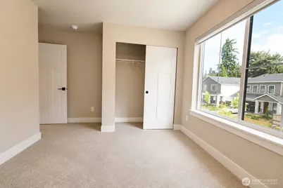 18532 Meridian Ave SE, Bothell, WA 98012 - Photo 25