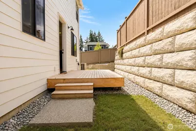 18532 Meridian Ave SE, Bothell, WA 98012 - Photo 33