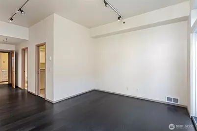2030 Western Avenue #514, Seattle, WA 98121 - Photo 27