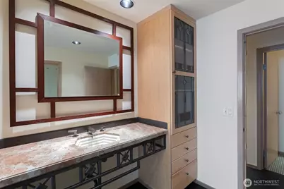 2030 Western Avenue #514, Seattle, WA 98121 - Photo 31