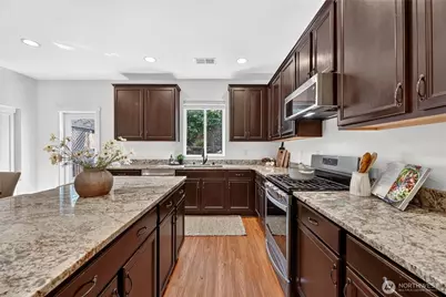 2610 57th Street SE, Auburn, WA 98092 - Photo 9