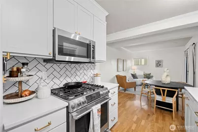 2203 Yale Avenue E #B1, Seattle, WA 98102 - Photo 13