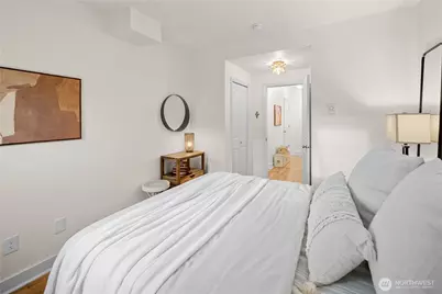 2203 Yale Avenue E #B1, Seattle, WA 98102 - Photo 17