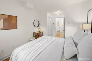 2203 Yale Ave. E., Seattle, WA 98102 - Photo 17