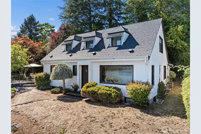 830 Merrill Place W, Bremerton, WA 98312 - Photo 1