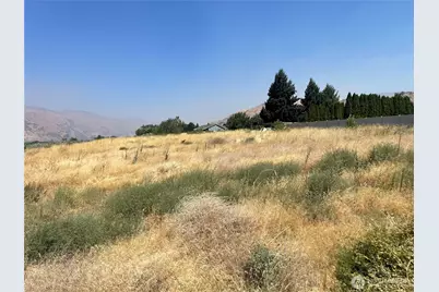 315 NW Deep River Crt, East Wenatchee, WA 98802 - Photo 9