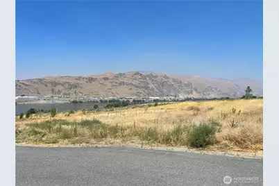 315 NW Deep River Crt, East Wenatchee, WA 98802 - Photo 15