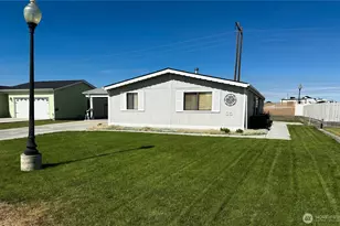 1701 E Burr Ave, Moses Lake, WA 98837 - Photo 1