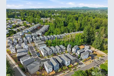 309 207th Place SE, Bothell, WA 98012 - Photo 3