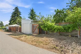 9223 21st Ave SW, Seattle, WA 98106 - Photo 33