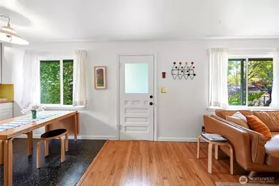 9223 21st Avenue SW, Seattle, WA 98106 - Photo 7