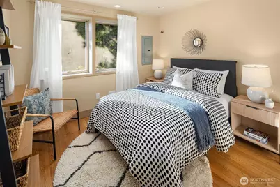 2667 44th Avenue W, Seattle, WA 98199 - Photo 25