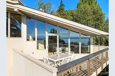 2667 44th Avenue W, Seattle, WA 98199 - Photo 11