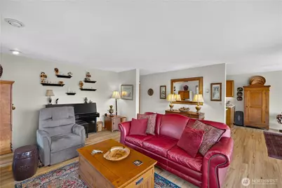 1800 Skyline Way #206, Anacortes, WA 98221 - Photo 15