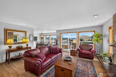 1800 Skyline Way #206, Anacortes, WA 98221 - Photo 13