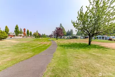 2101 S 324th Street #10, Federal Way, WA 98003 - Photo 33