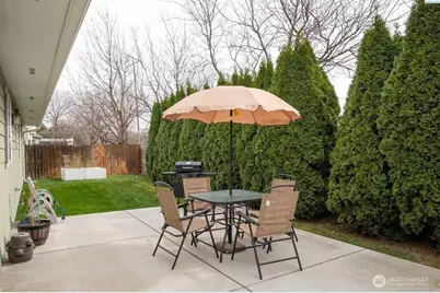 604 SE Mockingbird, College Place, WA 99324 - Photo 7