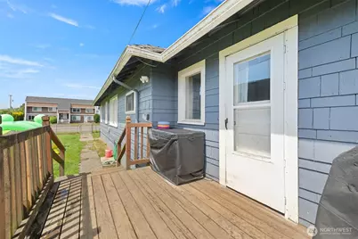 1007 W Market Street, Aberdeen, WA 98520 - Photo 27