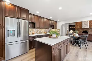 315 241st St SW, Bothell, WA 98021 - Photo 15