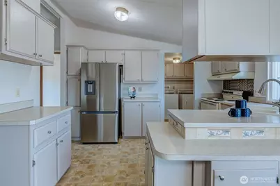 1708 Twin Peaks Drive #84, Wenatchee, WA 98801 - Photo 13