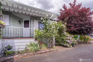 1121 244th Street SW, Bothell, WA 98021 - Photo 3