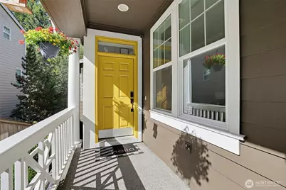 6627 Silent Creek Avenue SE, Snoqualmie, WA 98065 - Photo 3