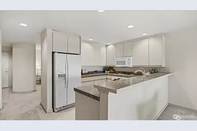 1231 5th Avenue N #202, Seattle, WA 98109 - Photo 23