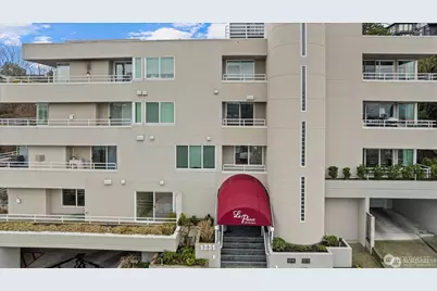 1231 5th Avenue N #202, Seattle, WA 98109 - Photo 37