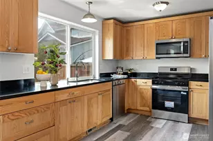 8724 134th St Ct E, Puyallup, WA 98373 - Photo 11