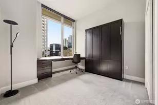 910 Lenora St, Seattle, WA 98121 - Photo 29