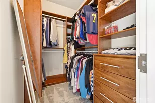 910 Lenora St, Seattle, WA 98121 - Photo 25