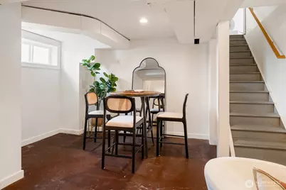 8036 9th Avenue NW, Seattle, WA 98117 - Photo 23