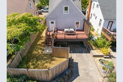 8036 9th Avenue NW, Seattle, WA 98117 - Photo 31