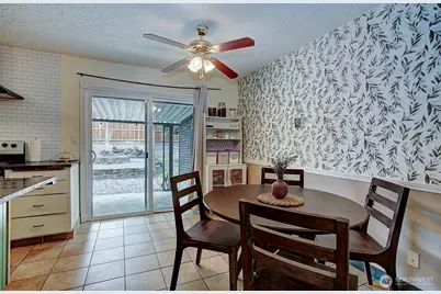 601 NE 108 Street, Vancouver, WA 98685 - Photo 9